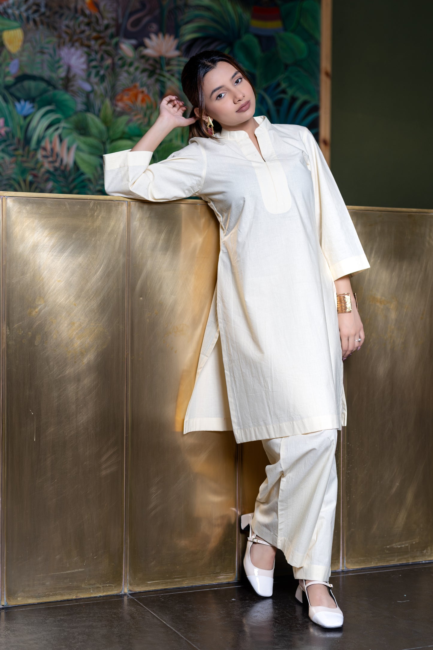 Off White Kurta And Pant