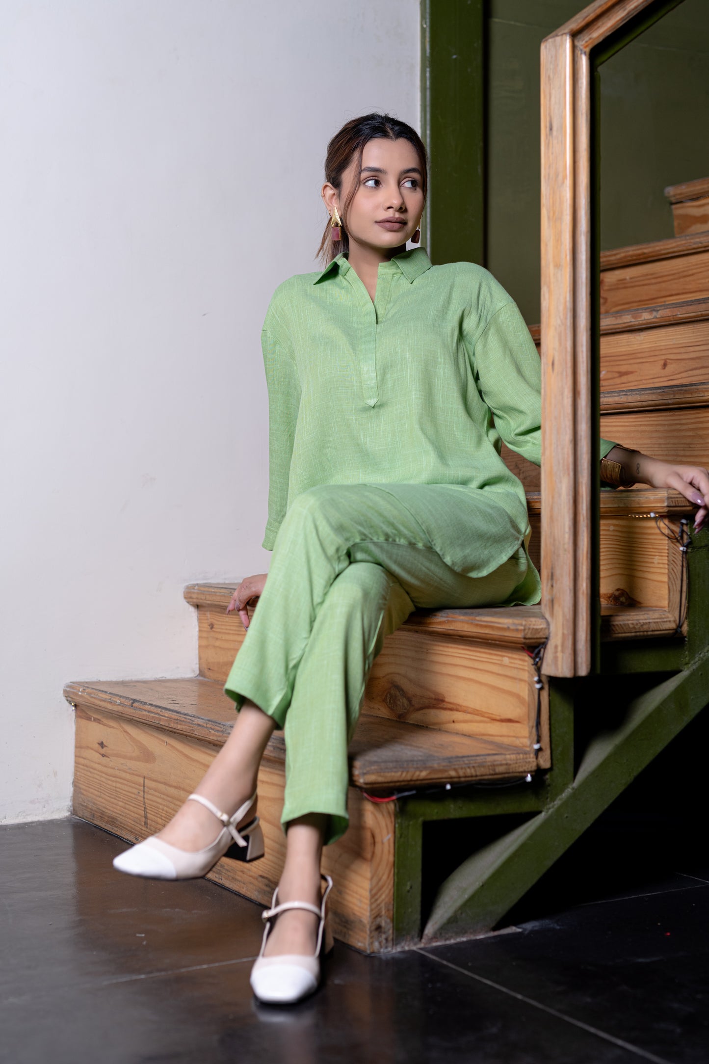 Parrot Green Kurta And Pant