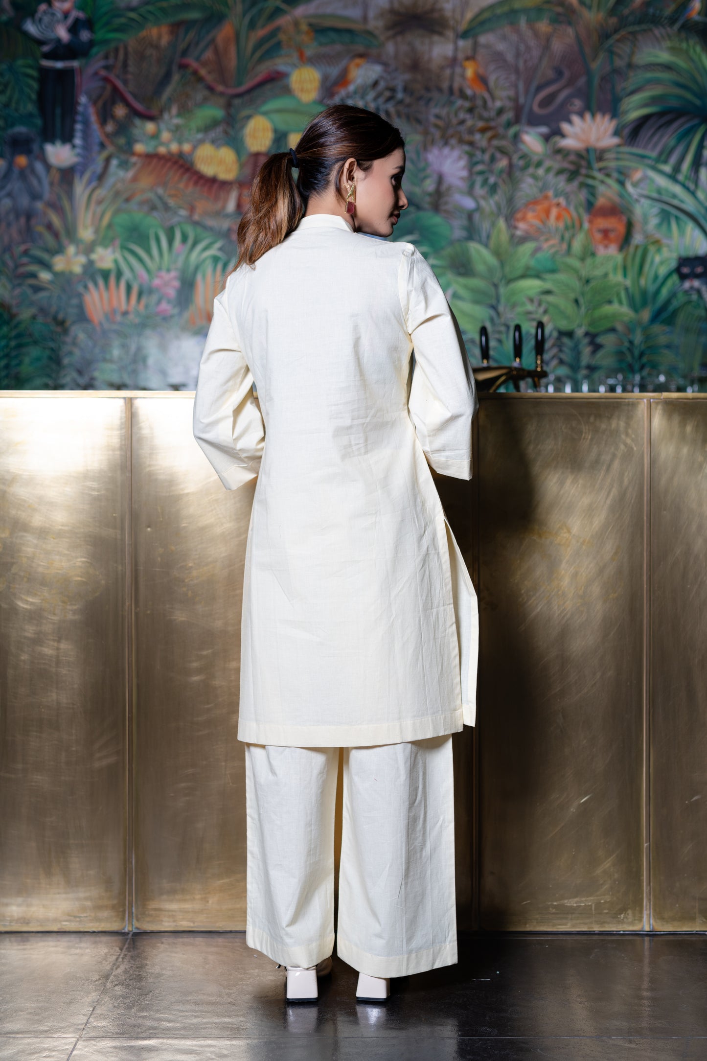 Off White Kurta And Pant