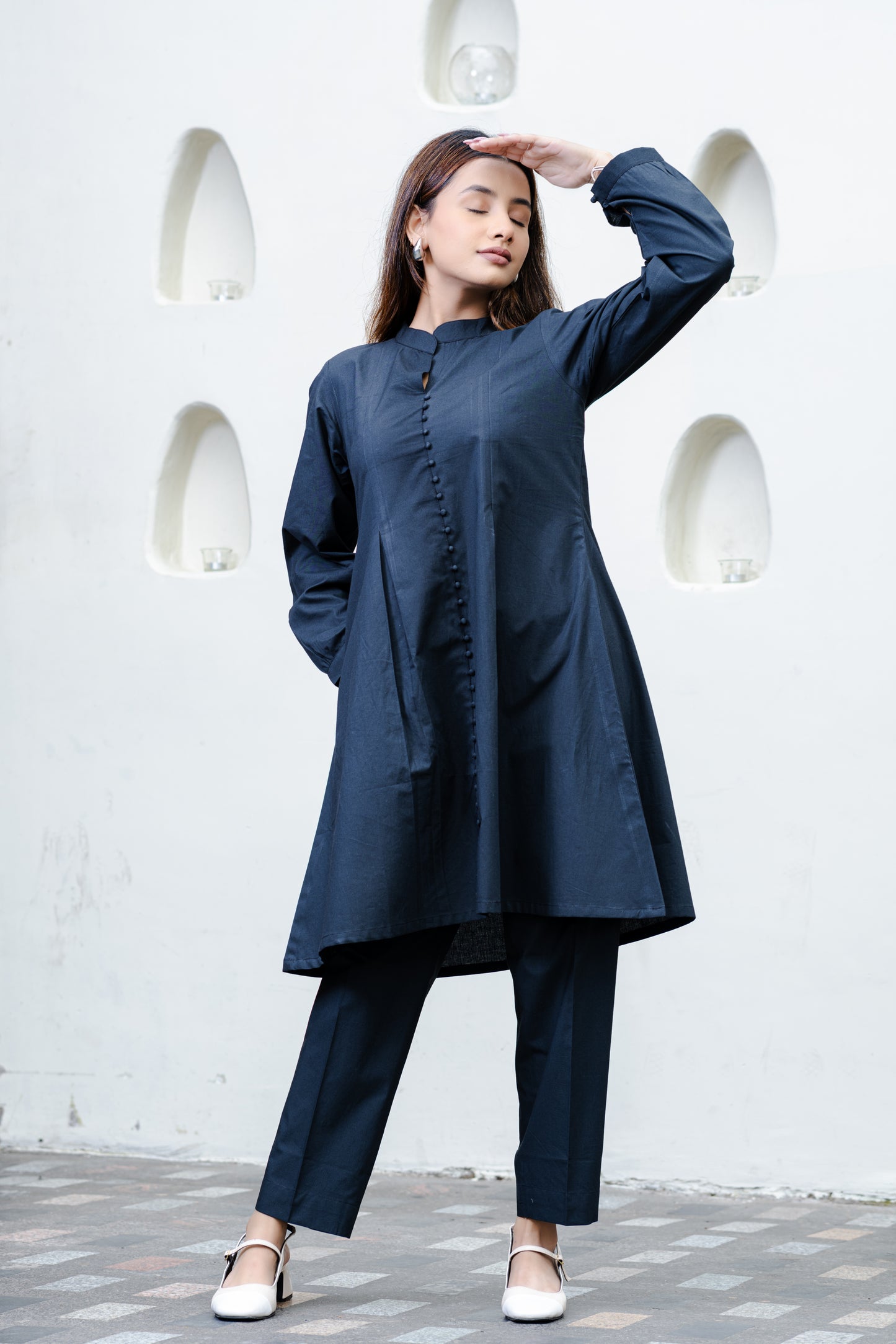 Marineblaues Kurta und Hose