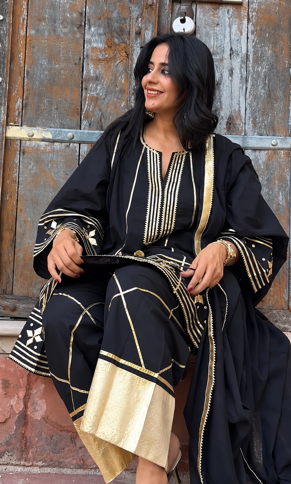 Geet Gotta Cotton Black Farsi Set
