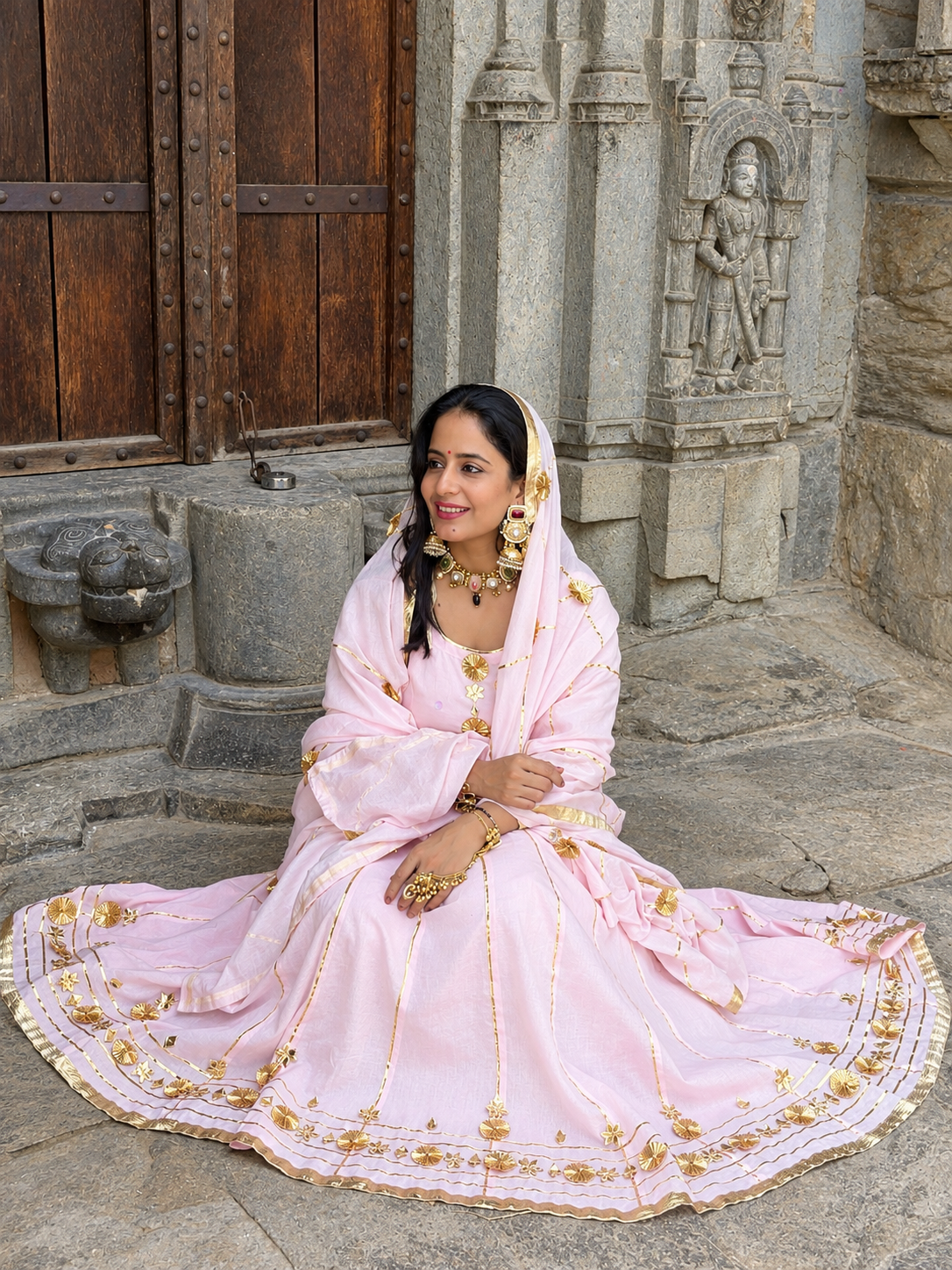 Gulabi Gotta Anarkali