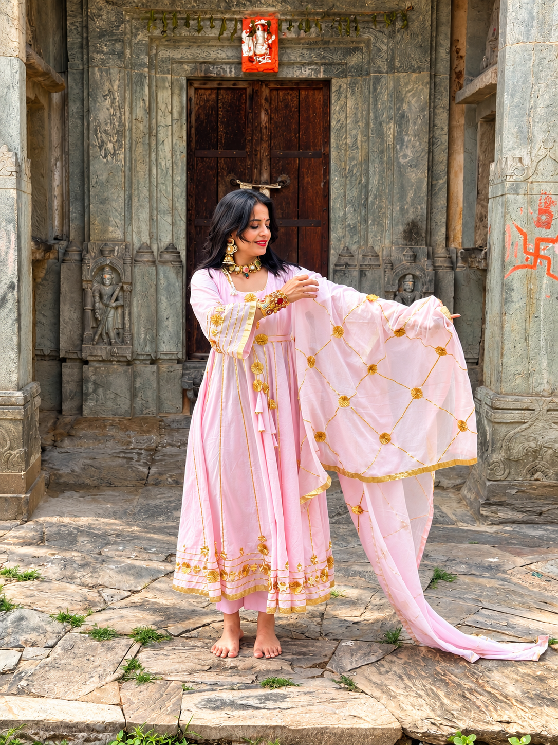 Gulabi Gotta Anarkali