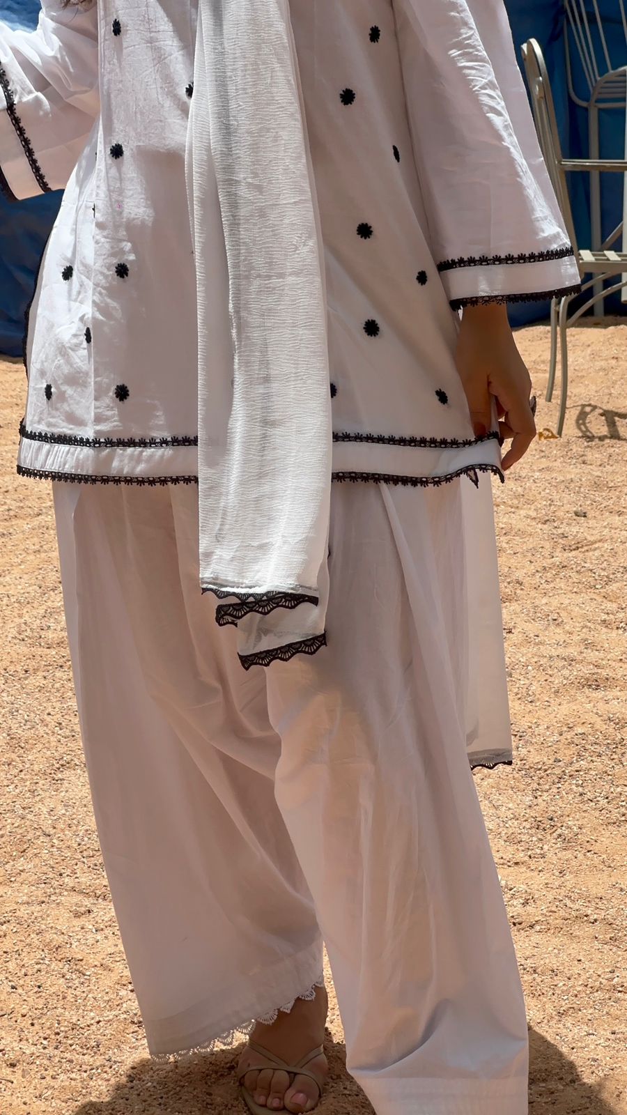 Hand Embroidered Cotton White Farsi Salwar Kurta Set Of 3