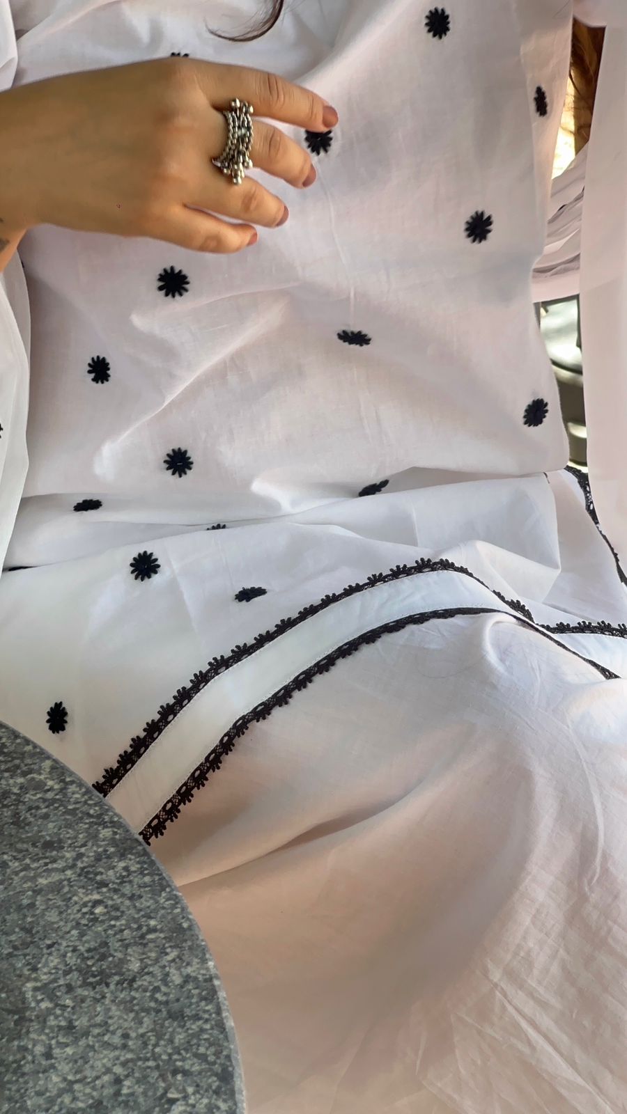 Hand Embroidered Cotton White Farsi Salwar Kurta Set Of 3