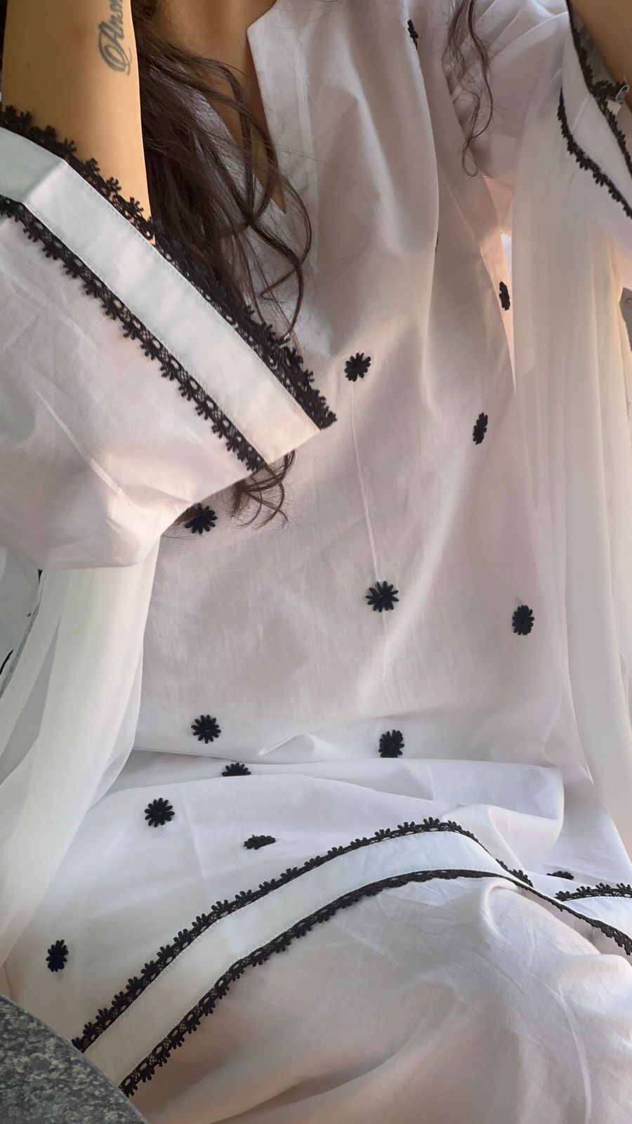 Hand Embroidered Cotton White Farsi Salwar Kurta Set Of 3